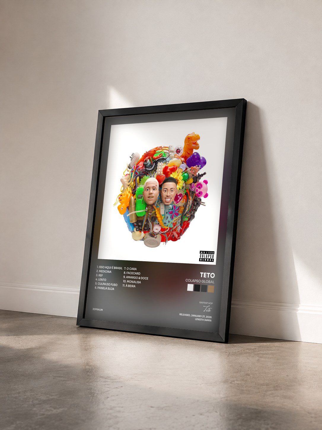 #noir Tableau de l'album COLAPSO GLOBAL de Teto vu de trois quarts, cadre noir