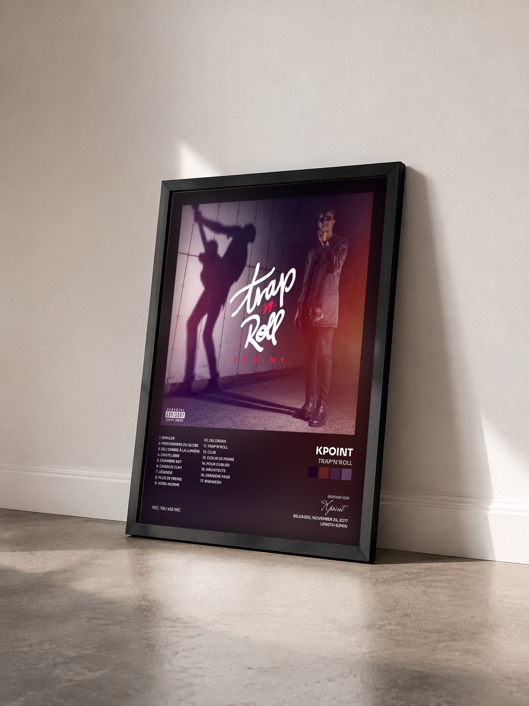 #noir Tableau de l'album Trap'N'Roll de Kpoint vu de trois quarts, cadre noir