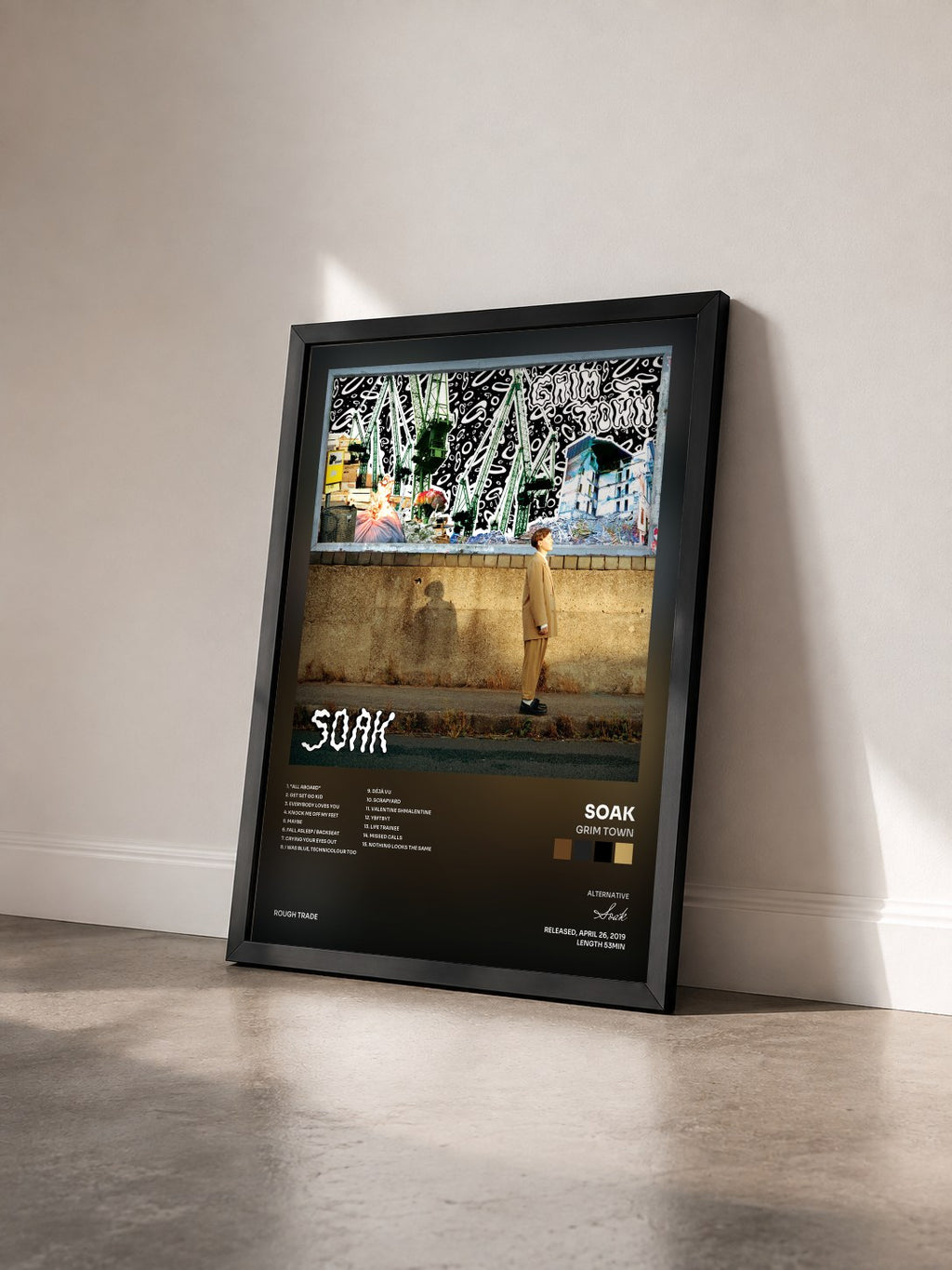 #noir Tableau de l'album Grim Town de Soak vu de trois quarts, cadre noir