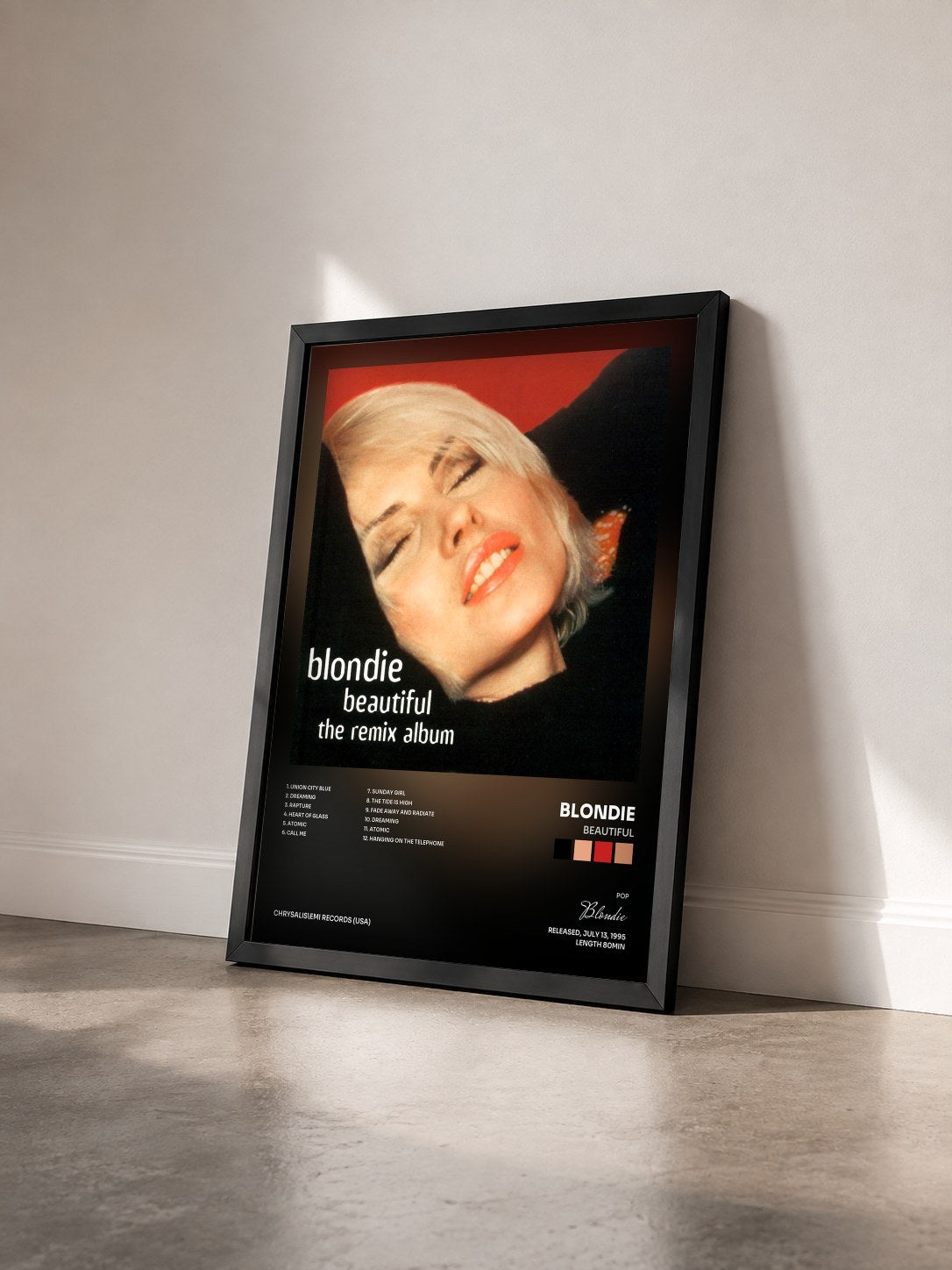#noir Tableau de l'album Beautiful de Blondie vu de trois quarts, cadre noir