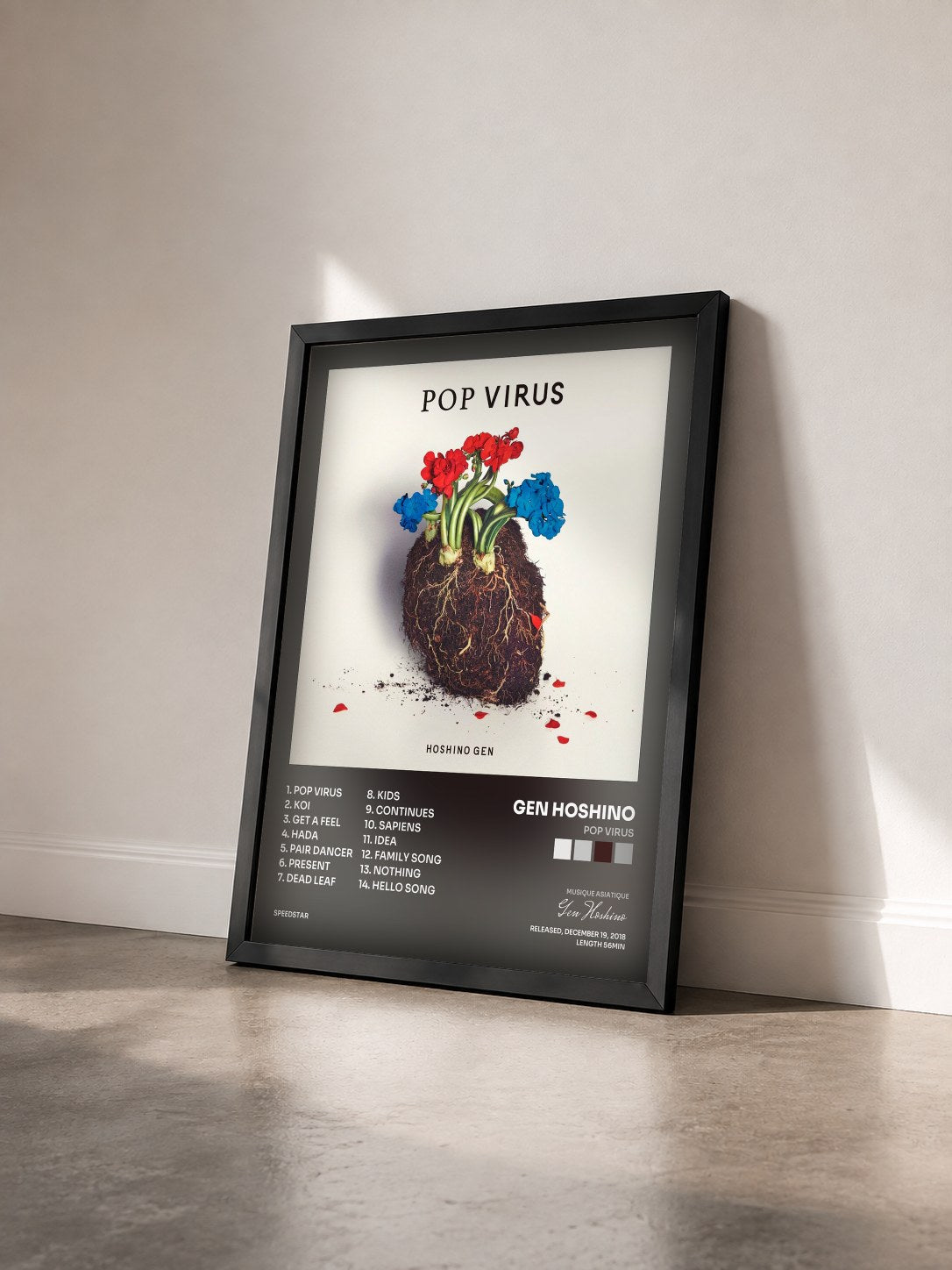 #noir Tableau de l'album POP VIRUS de Gen Hoshino vu de trois quarts, cadre noir