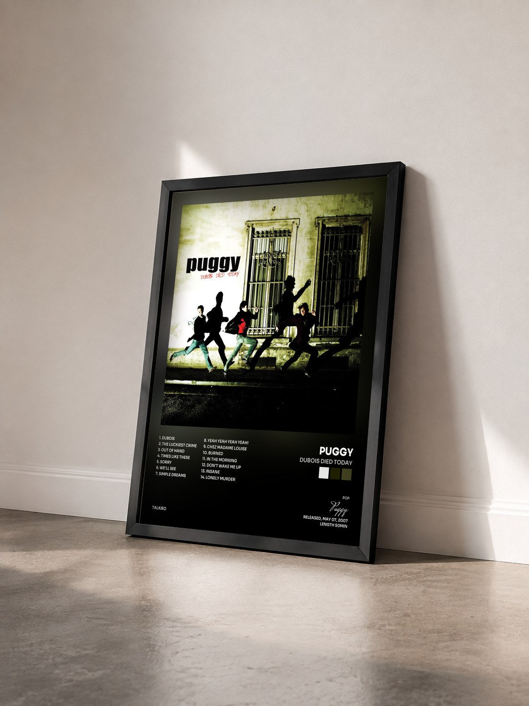 #noir Tableau de l'album Dubois Died Today de Puggy vu de trois quarts, cadre noir