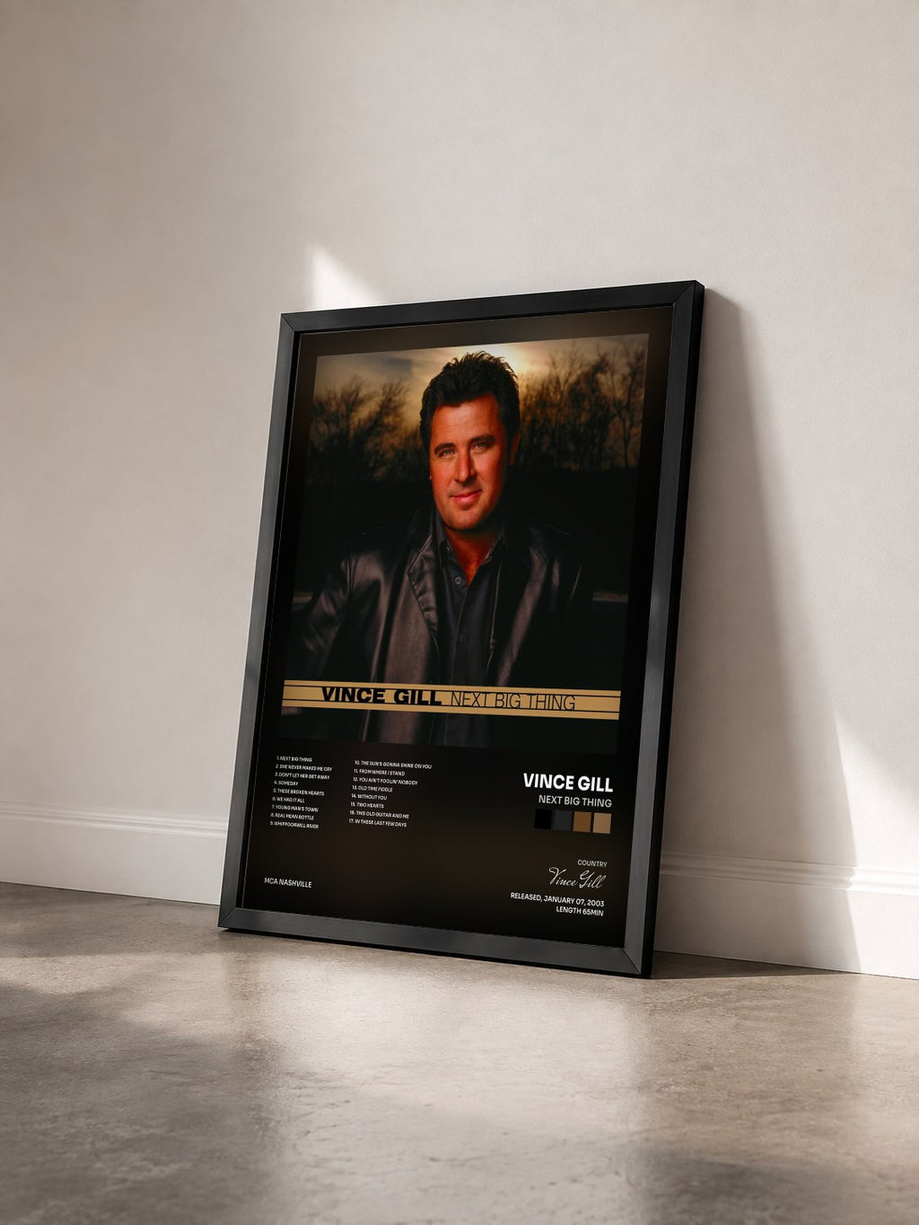 #noir Tableau de l'album Next Big Thing de Vince Gill vu de trois quarts, cadre noir