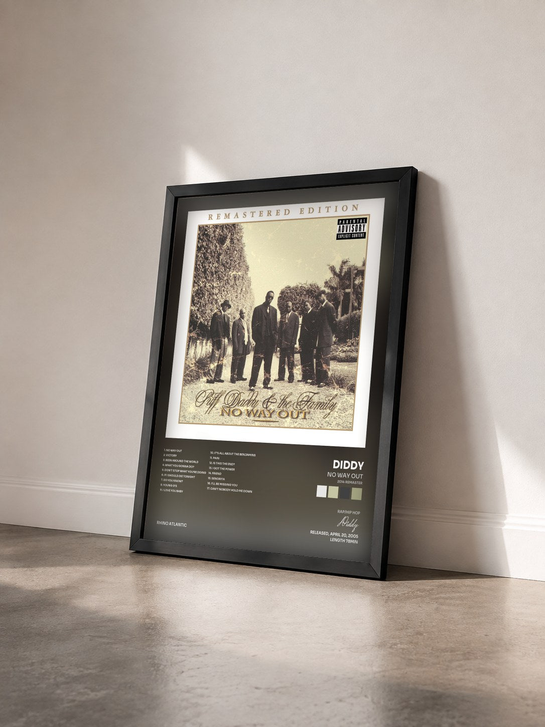 #noir Tableau de l'album No Way Out (2014 Remaster) de Diddy vu de trois quarts, cadre noir