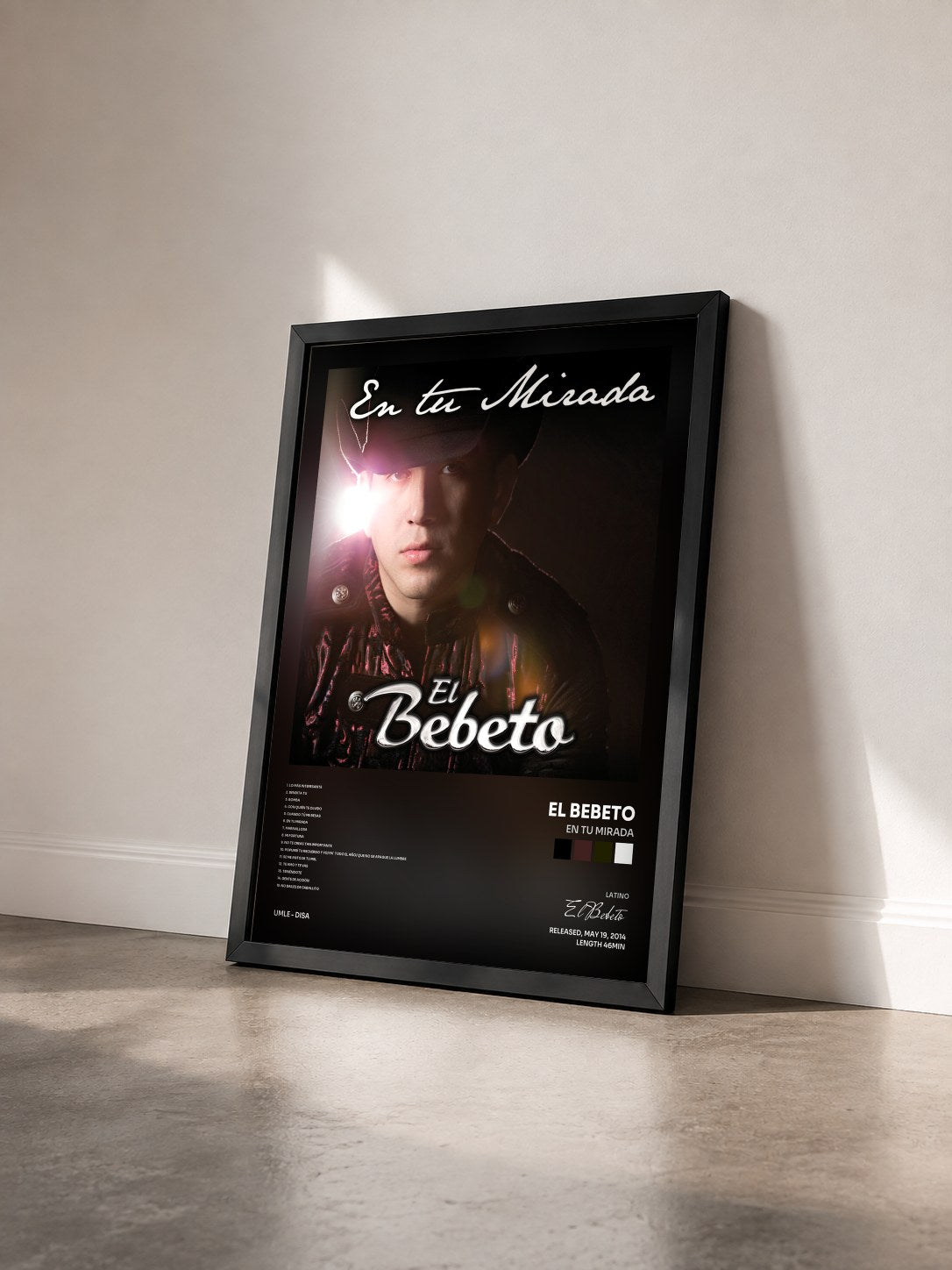 #noir Tableau de l'album En Tu Mirada de El Bebeto vu de trois quarts, cadre noir