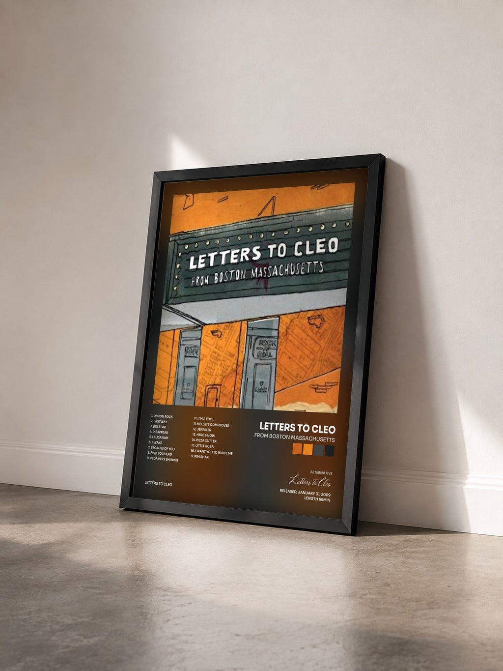 #noir Tableau de l'album From Boston Massachusetts de Letters to Cleo vu de trois quarts, cadre noir