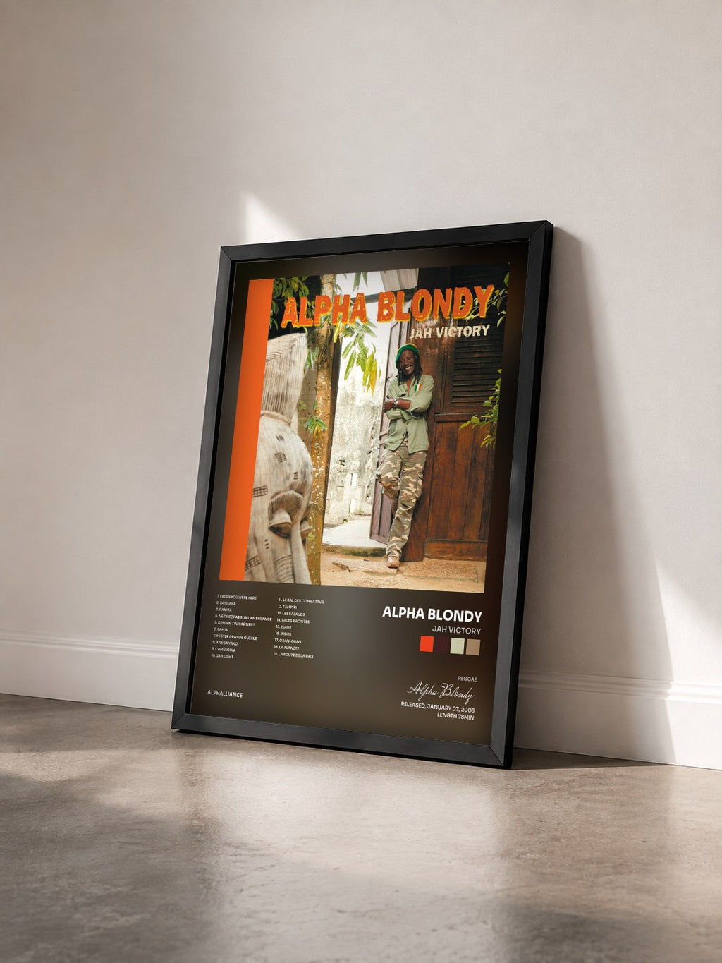 #noir Tableau de l'album Jah Victory de Alpha Blondy vu de trois quarts, cadre noir