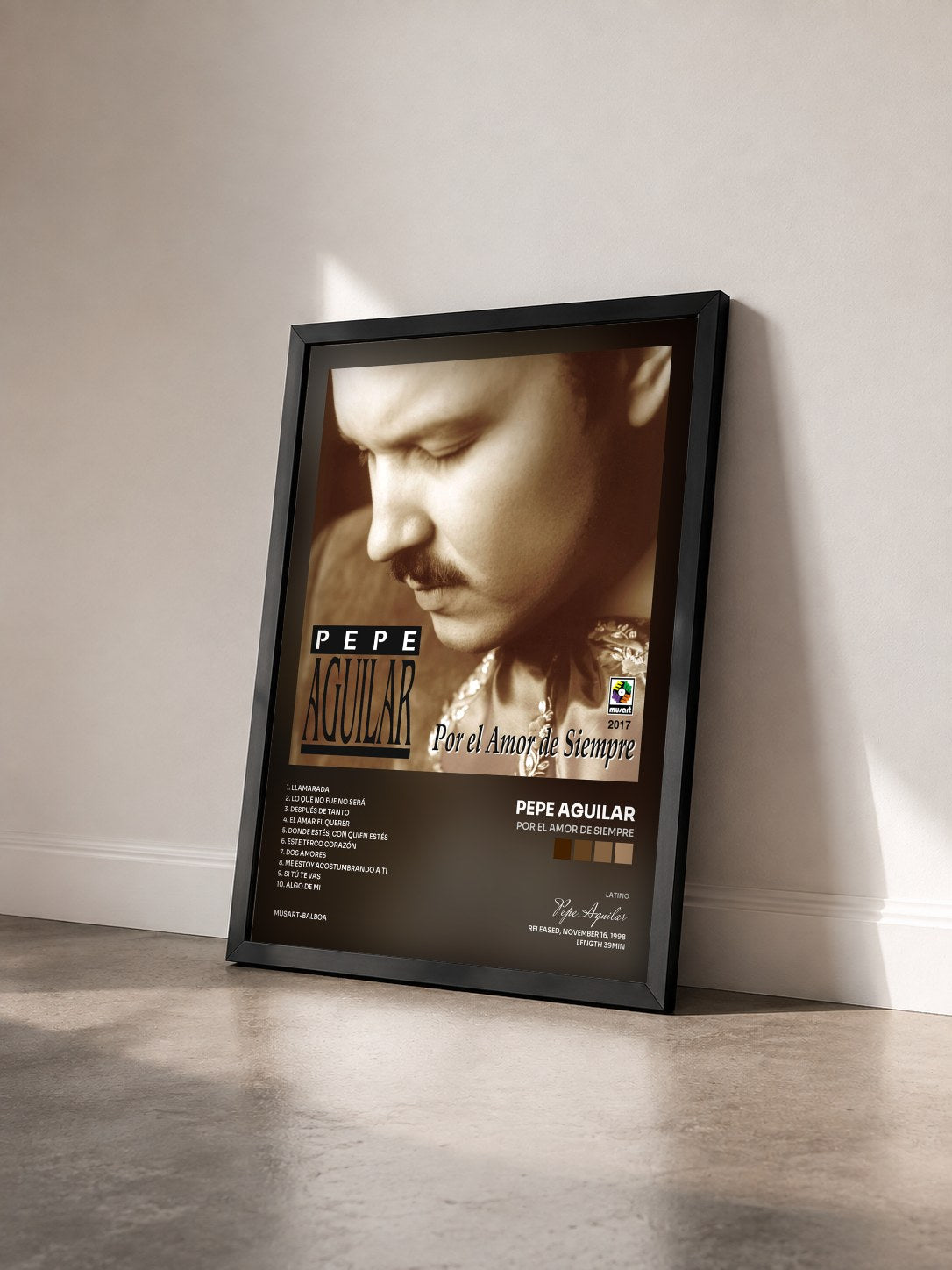 #noir Tableau de l'album Por El Amor De Siempre de Pepe Aguilar vu de trois quarts, cadre noir