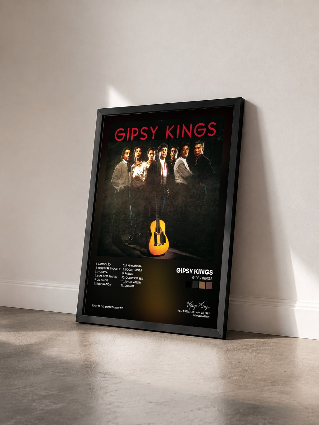 #noir Tableau de l'album Gipsy Kings de Gipsy Kings vu de trois quarts, cadre noir