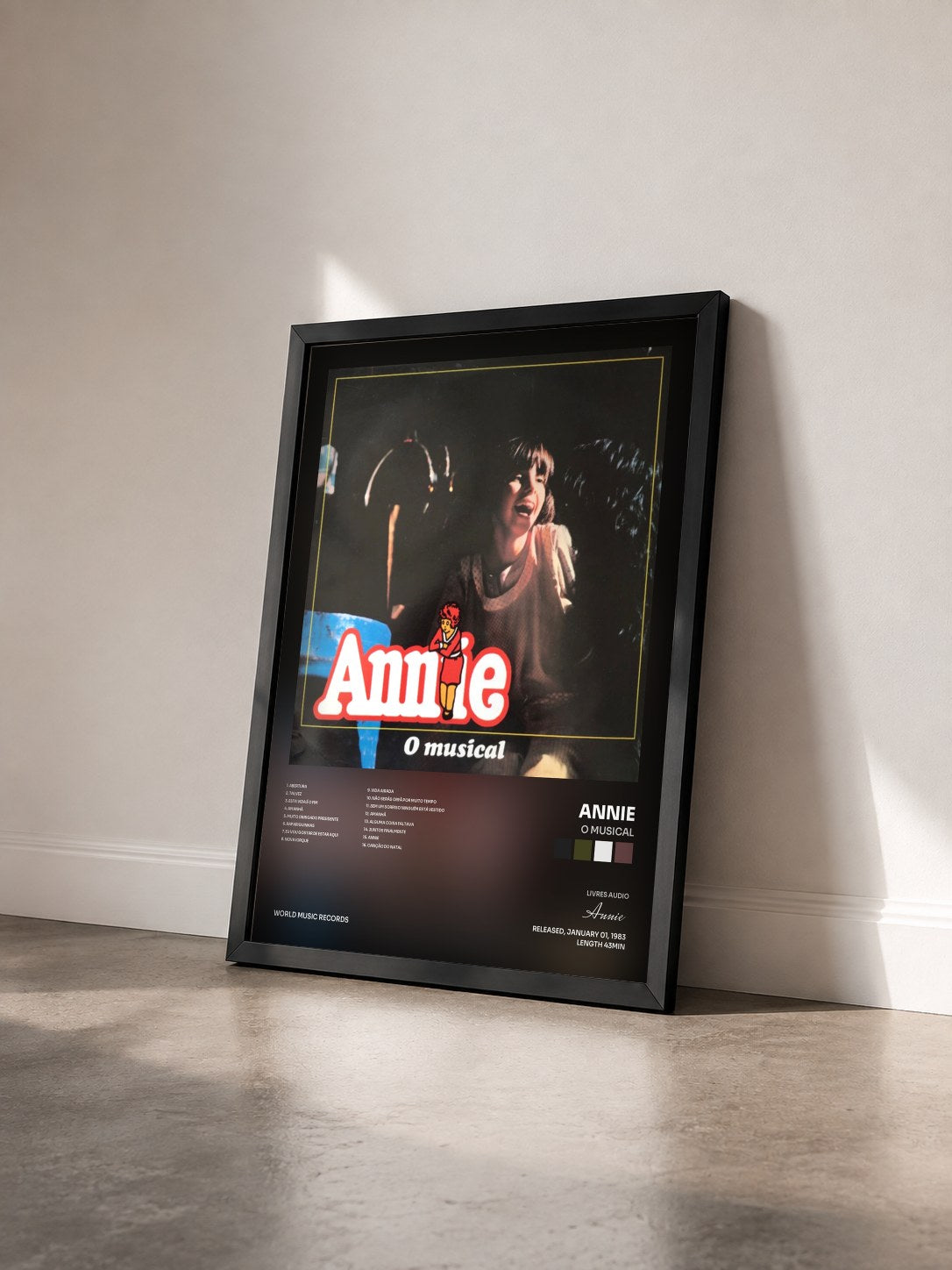#noir Tableau de l'album O Musical de Annie vu de trois quarts, cadre noir