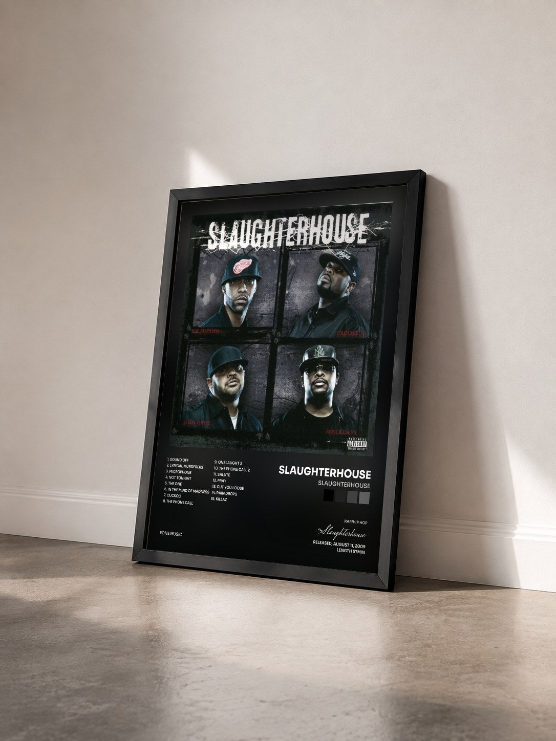 #noir Tableau de l'album Slaughterhouse de Slaughterhouse vu de trois quarts, cadre noir
