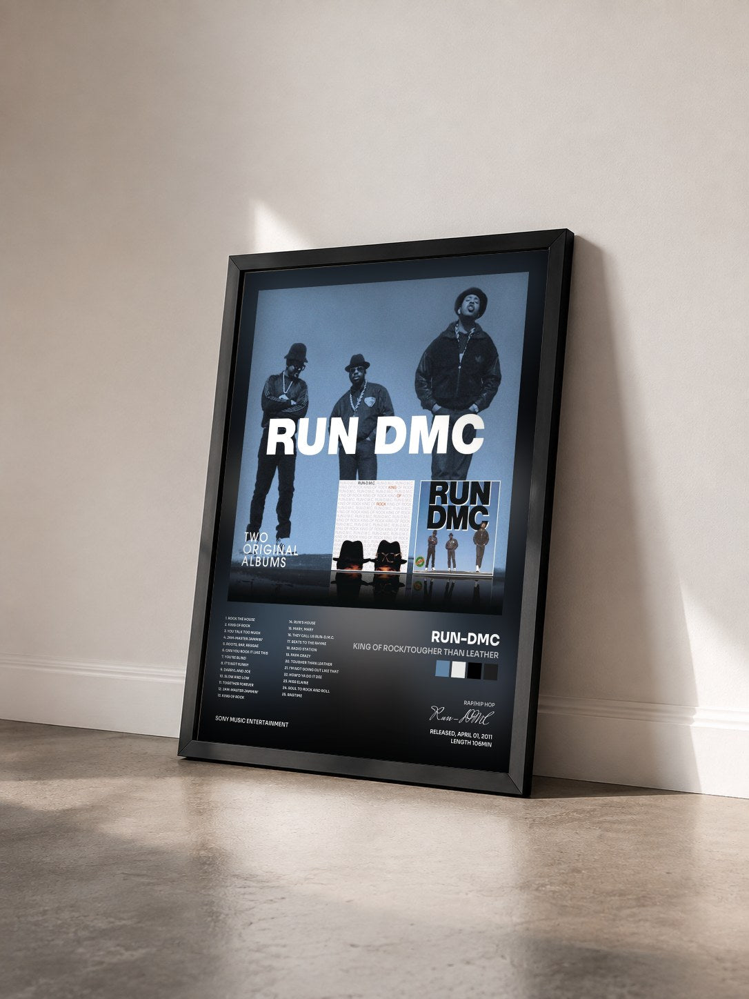 #noir Tableau de l'album King Of Rock/Tougher Than Leather de Run-DMC vu de trois quarts, cadre noir