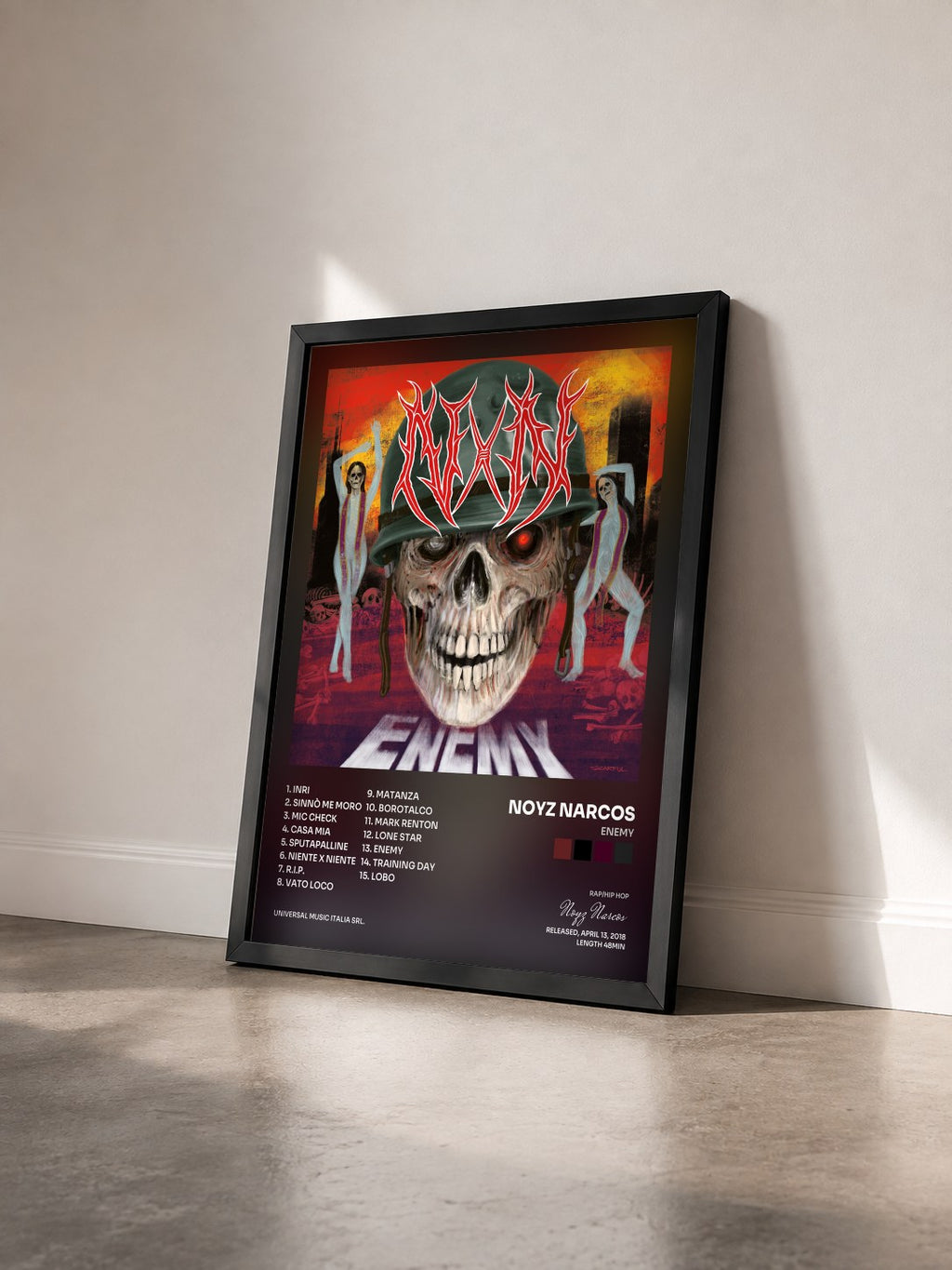 #noir Tableau de l'album Enemy de Noyz Narcos vu de trois quarts, cadre noir