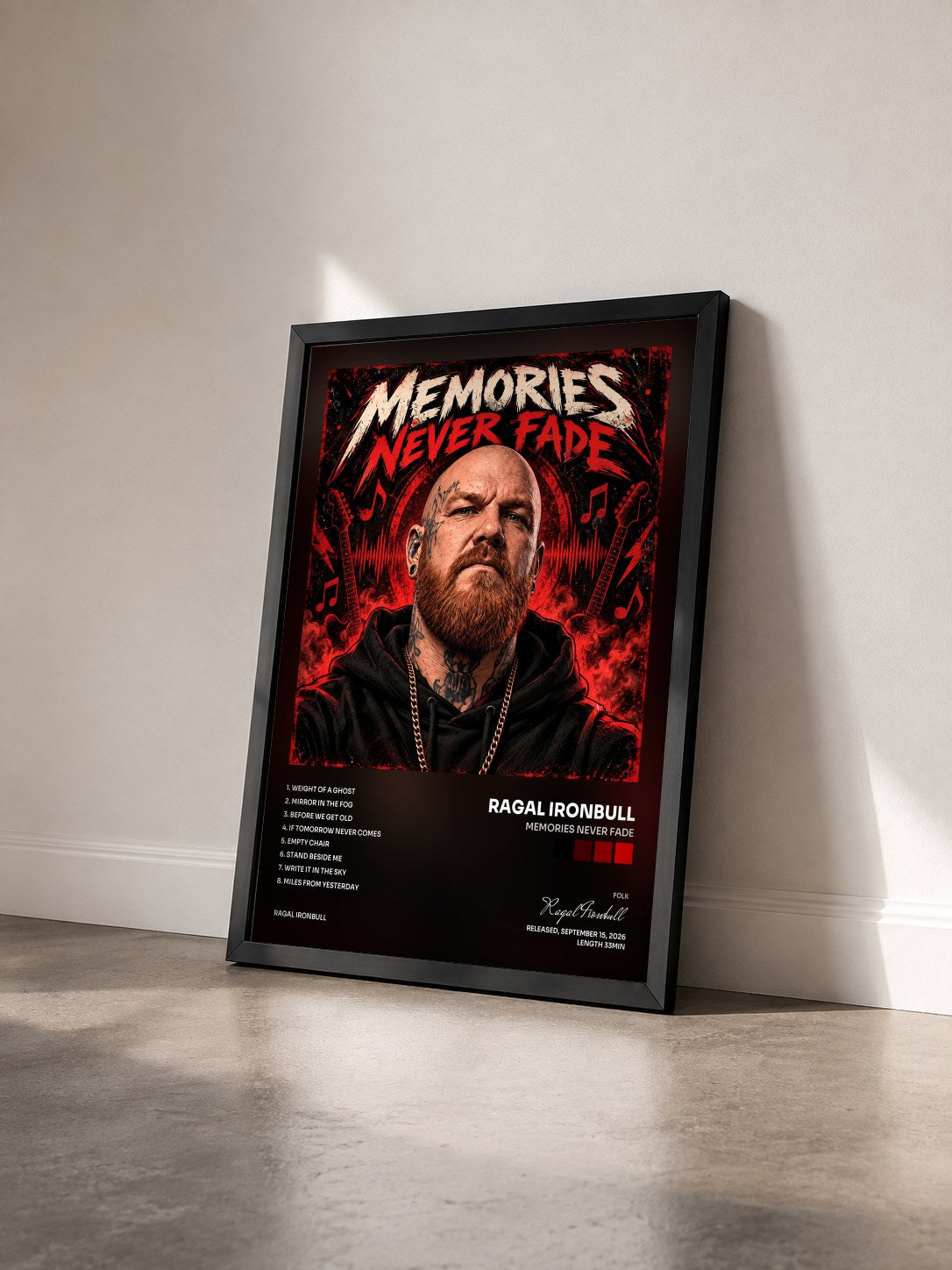 #noir Tableau de l'album Memories Never Fade de Ragal Ironbull vu de trois quarts, cadre noir