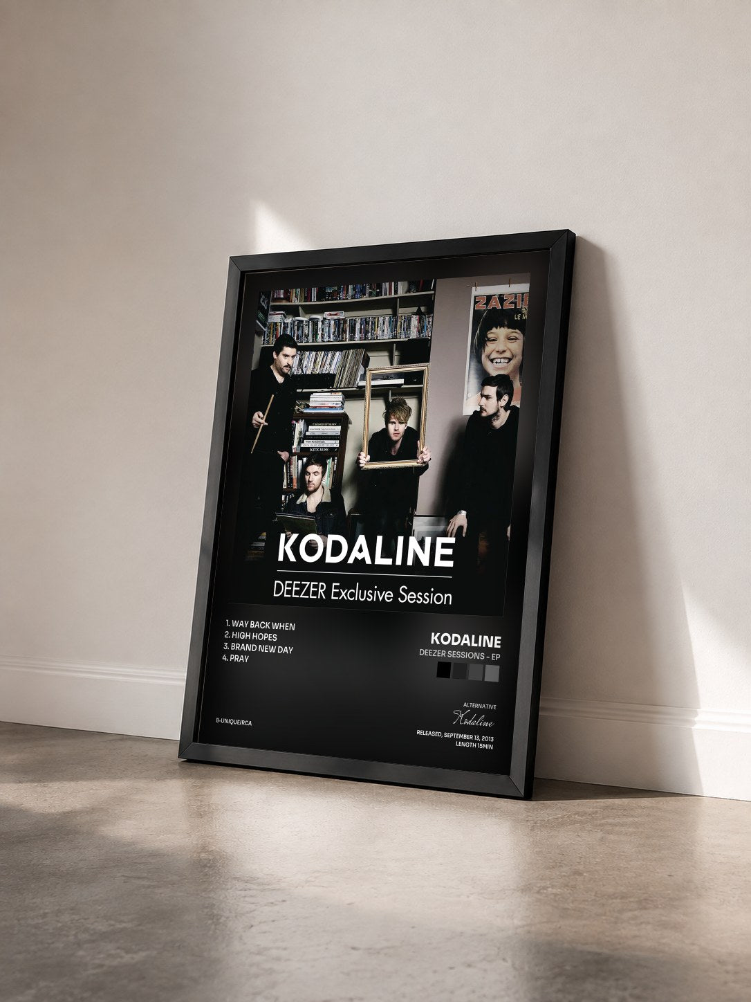#noir Tableau de l'album Deezer Sessions - EP de Kodaline vu de trois quarts, cadre noir