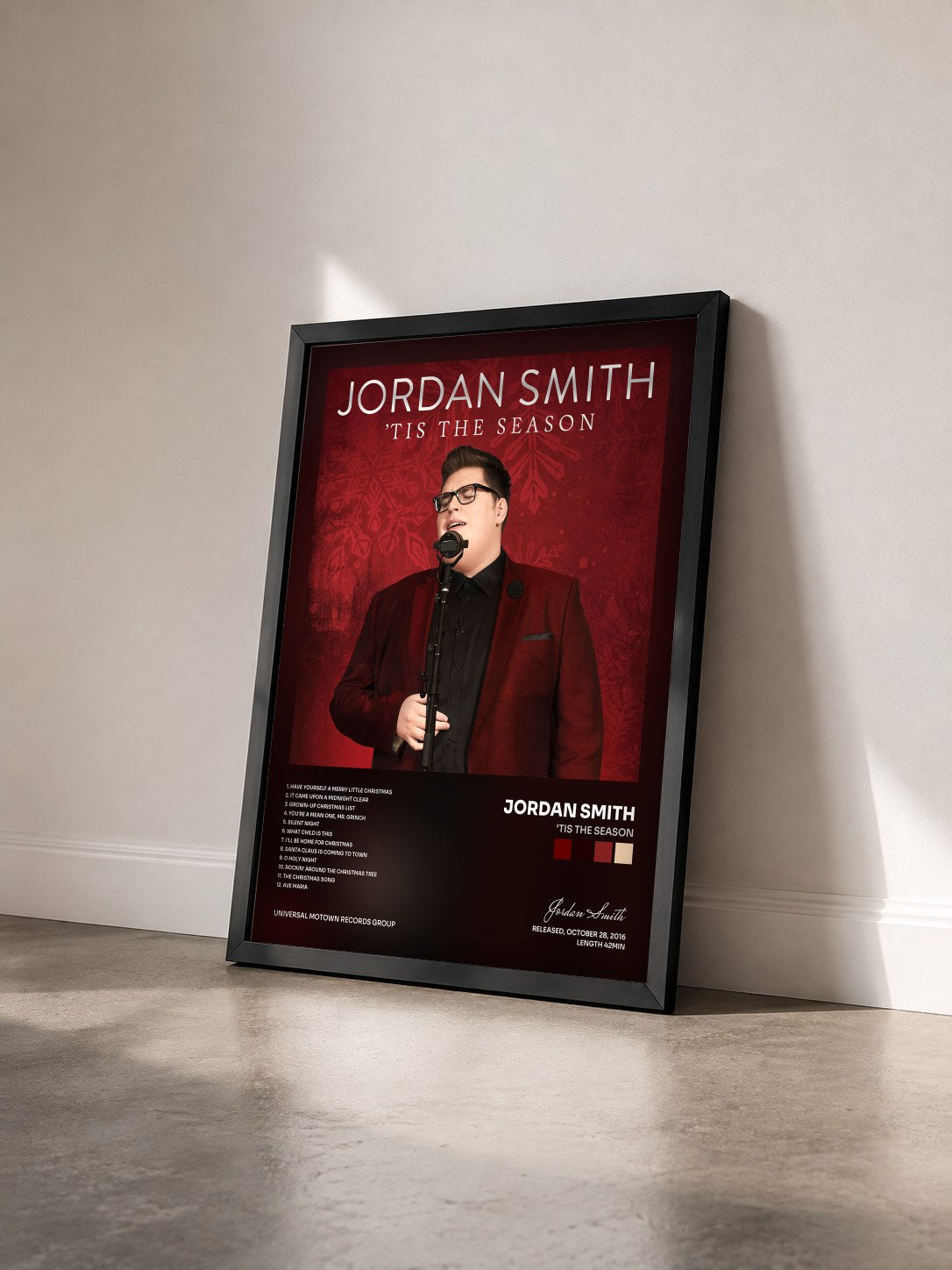 #noir Tableau de l'album 'Tis The Season de Jordan Smith vu de trois quarts, cadre noir
