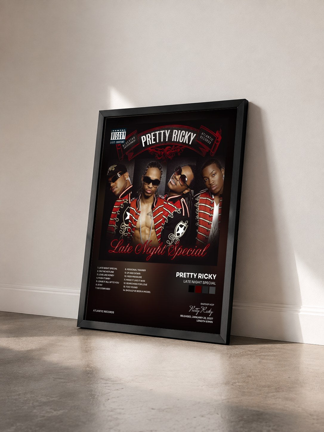 #noir Tableau de l'album Late Night Special de Pretty Ricky vu de trois quarts, cadre noir