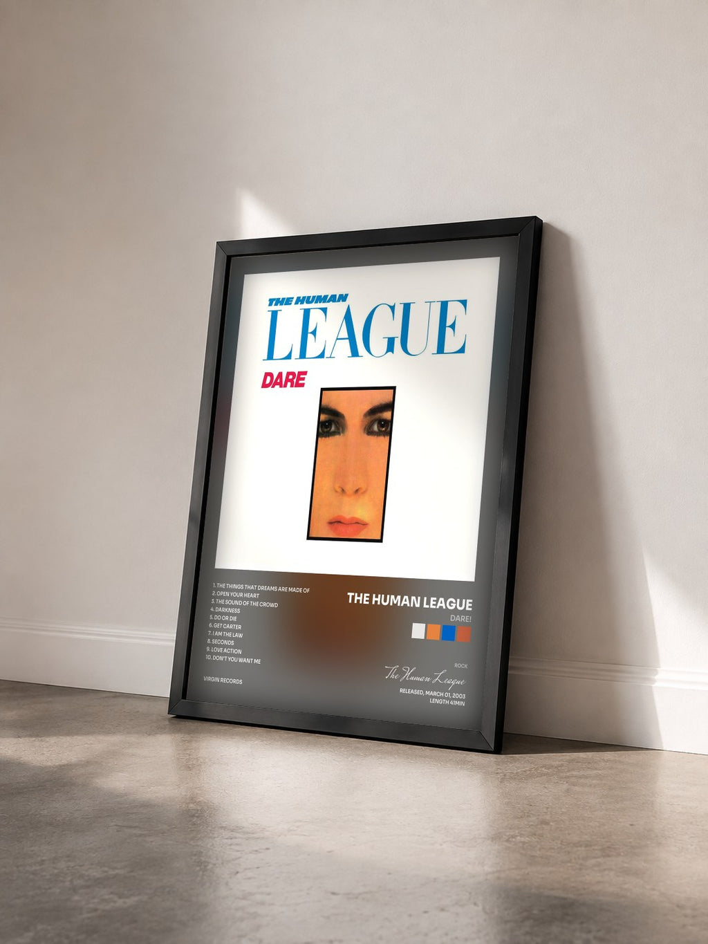 #noir Tableau de l'album Dare! de The Human League vu de trois quarts, cadre noir