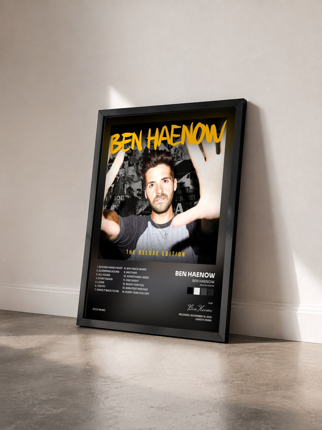 #noir Tableau de l'album Ben Haenow (Deluxe Album) de Ben Haenow vu de trois quarts, cadre noir