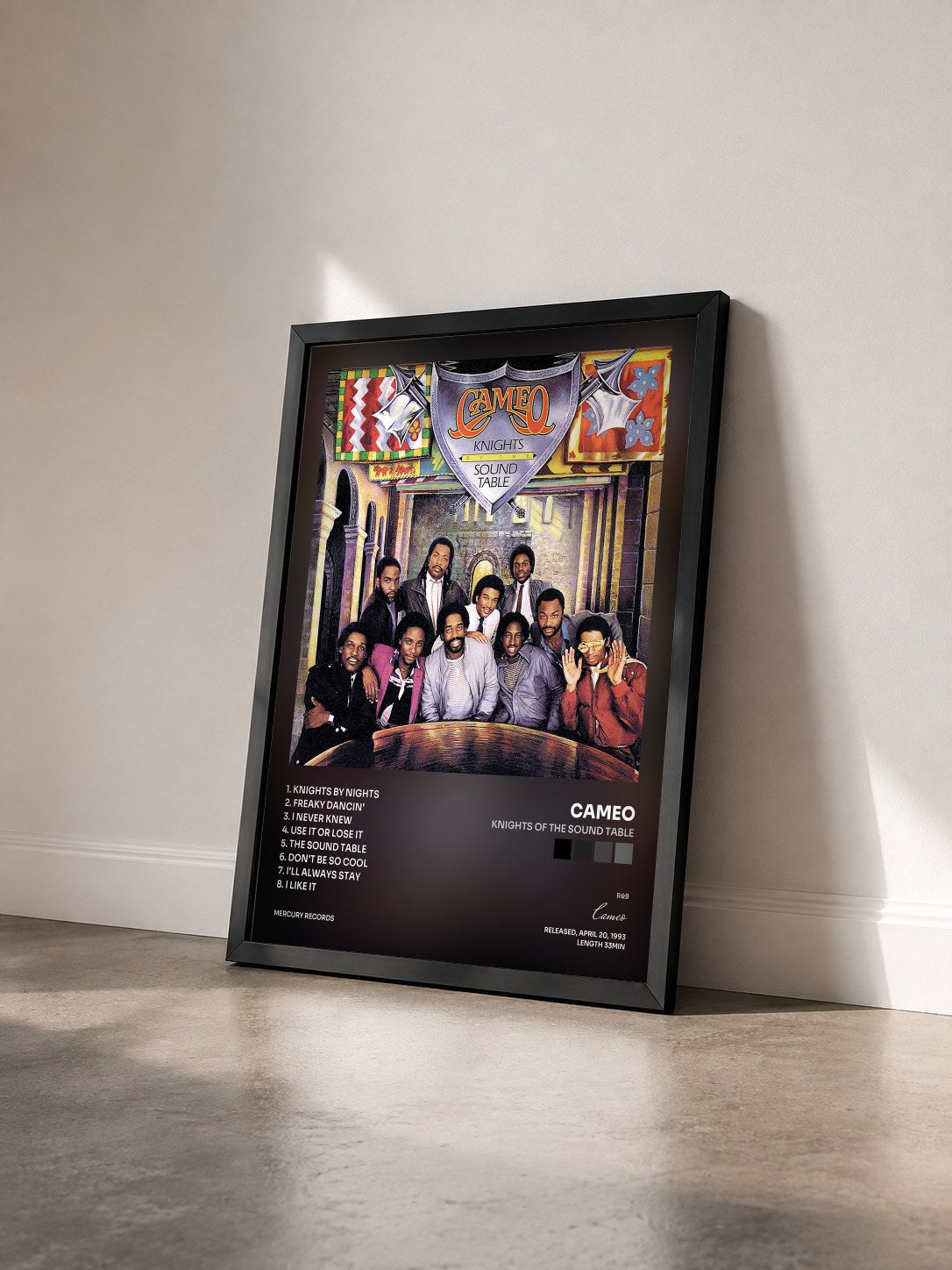 #noir Tableau de l'album Knights Of The Sound Table de Cameo vu de trois quarts, cadre noir