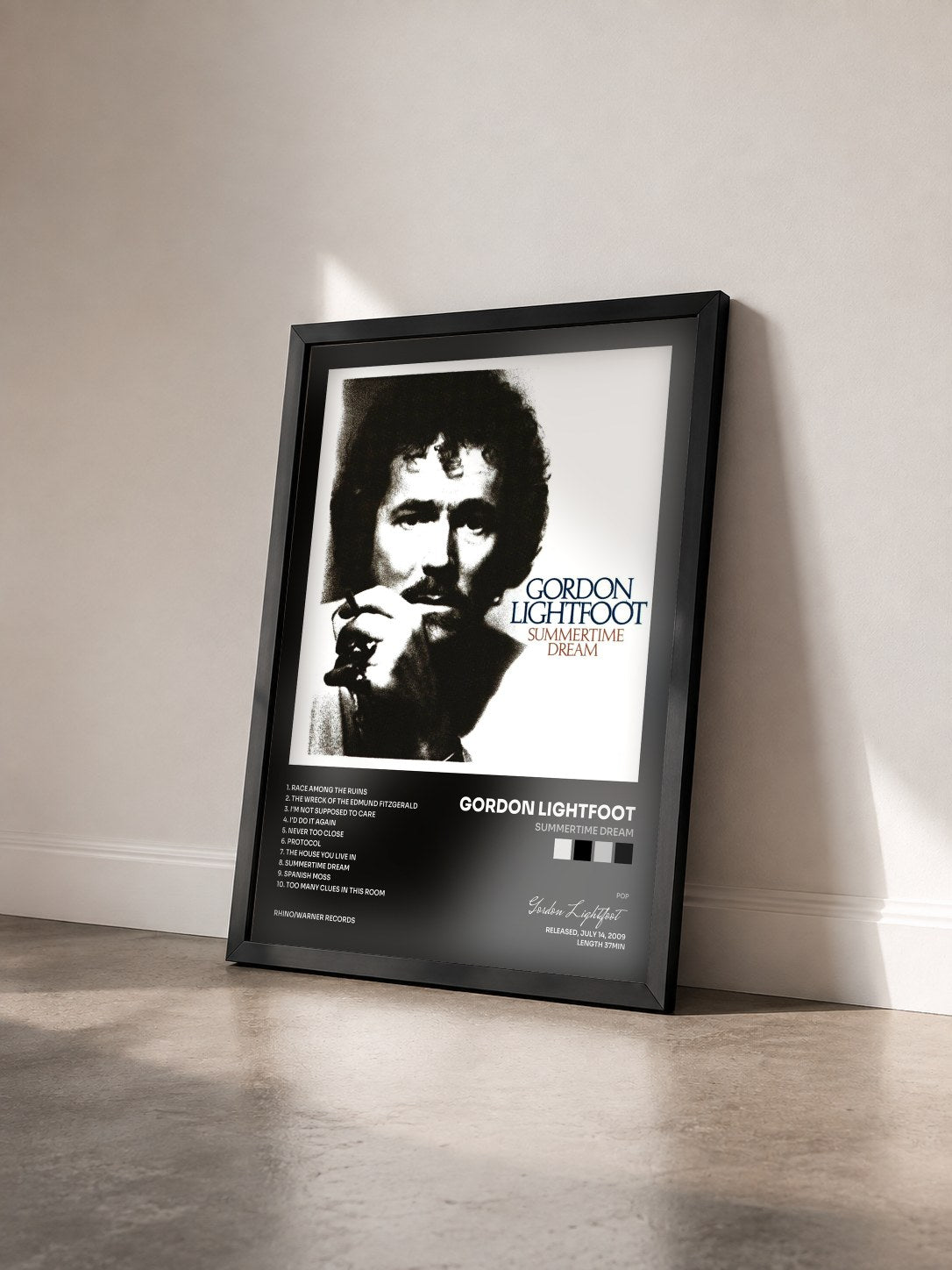 #noir Tableau de l'album Summertime Dream de Gordon Lightfoot vu de trois quarts, cadre noir