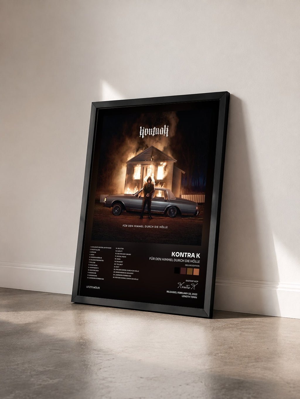 #noir Tableau de l'album Für den Himmel durch die Hölle (Deluxe Edition) de Kontra K vu de trois quarts, cadre noir