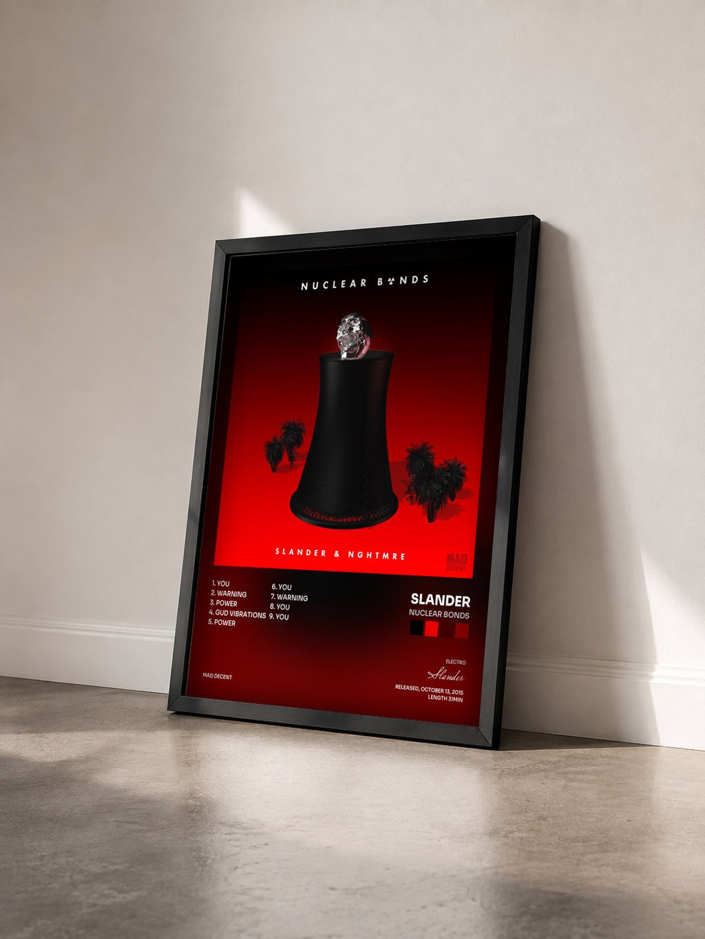 #noir Tableau de l'album Nuclear Bonds de Slander vu de trois quarts, cadre noir