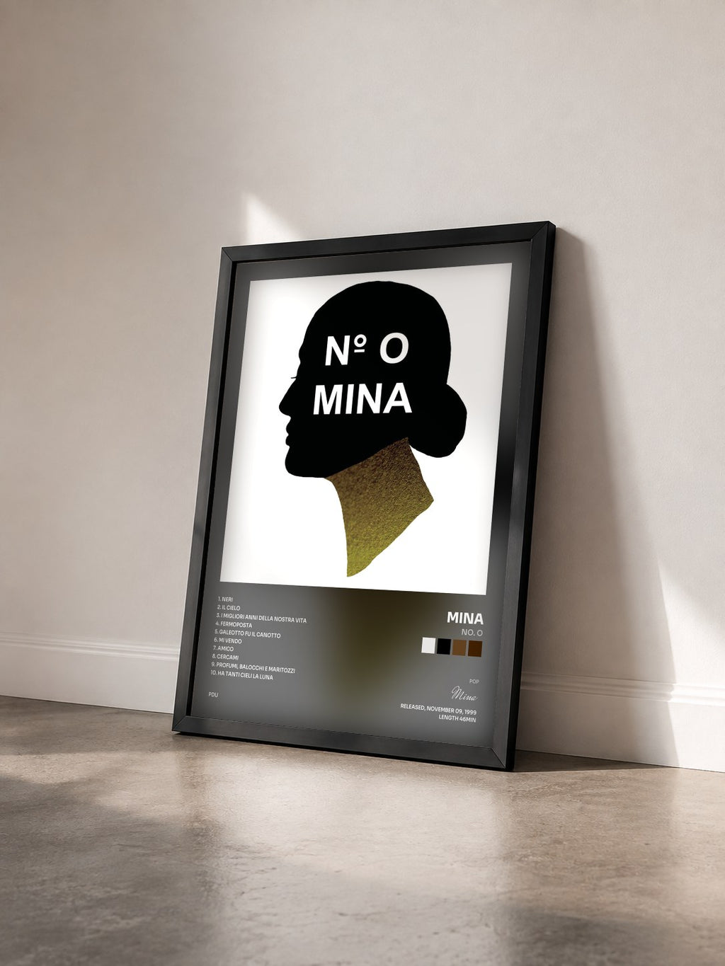 #noir Tableau de l'album No. O de Mina vu de trois quarts, cadre noir