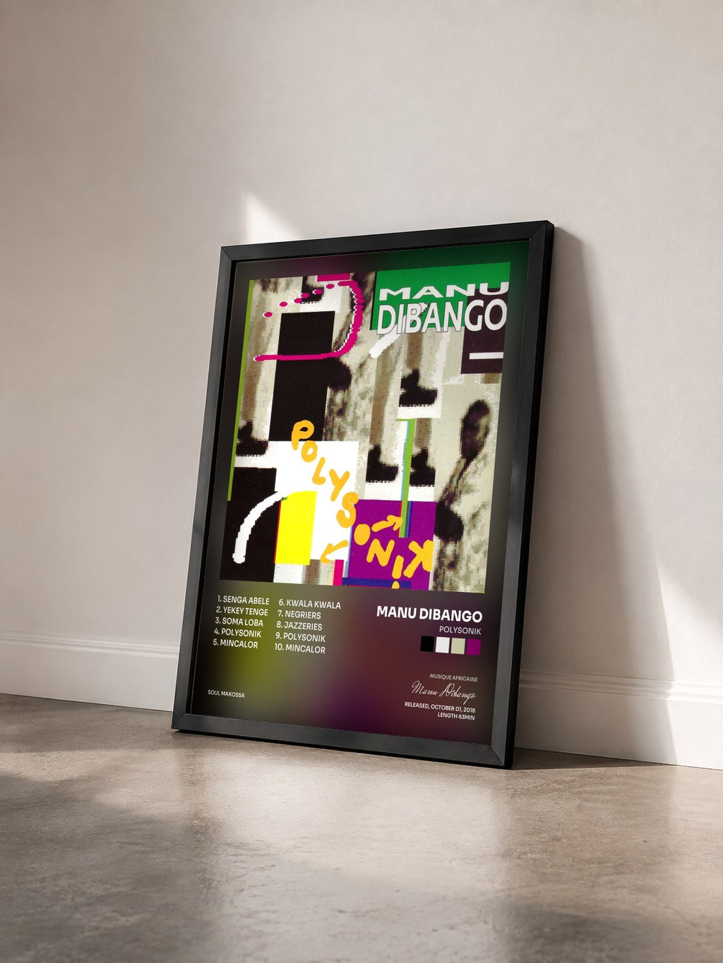 #noir Tableau de l'album Polysonik de Manu Dibango vu de trois quarts, cadre noir