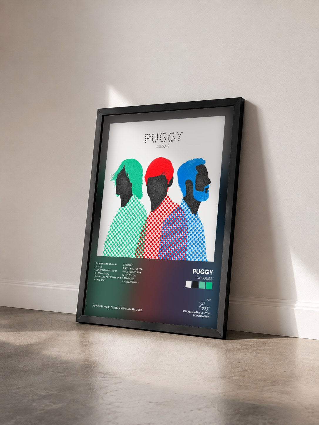 #noir Tableau de l'album Colours de Puggy vu de trois quarts, cadre noir