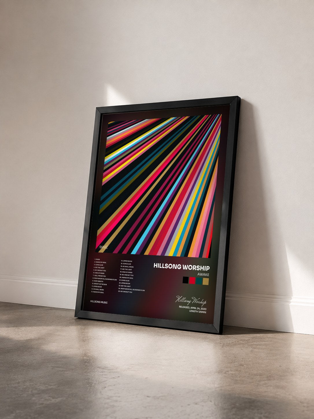#noir Tableau de l'album Awake de Hillsong Worship vu de trois quarts, cadre noir