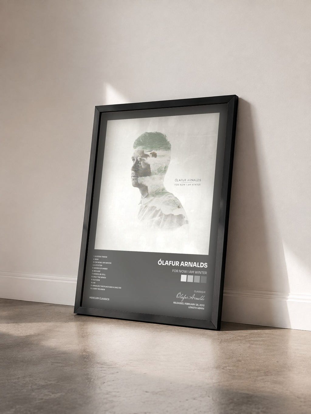 #noir Tableau de l'album For Now I Am Winter de Ólafur Arnalds vu de trois quarts, cadre noir