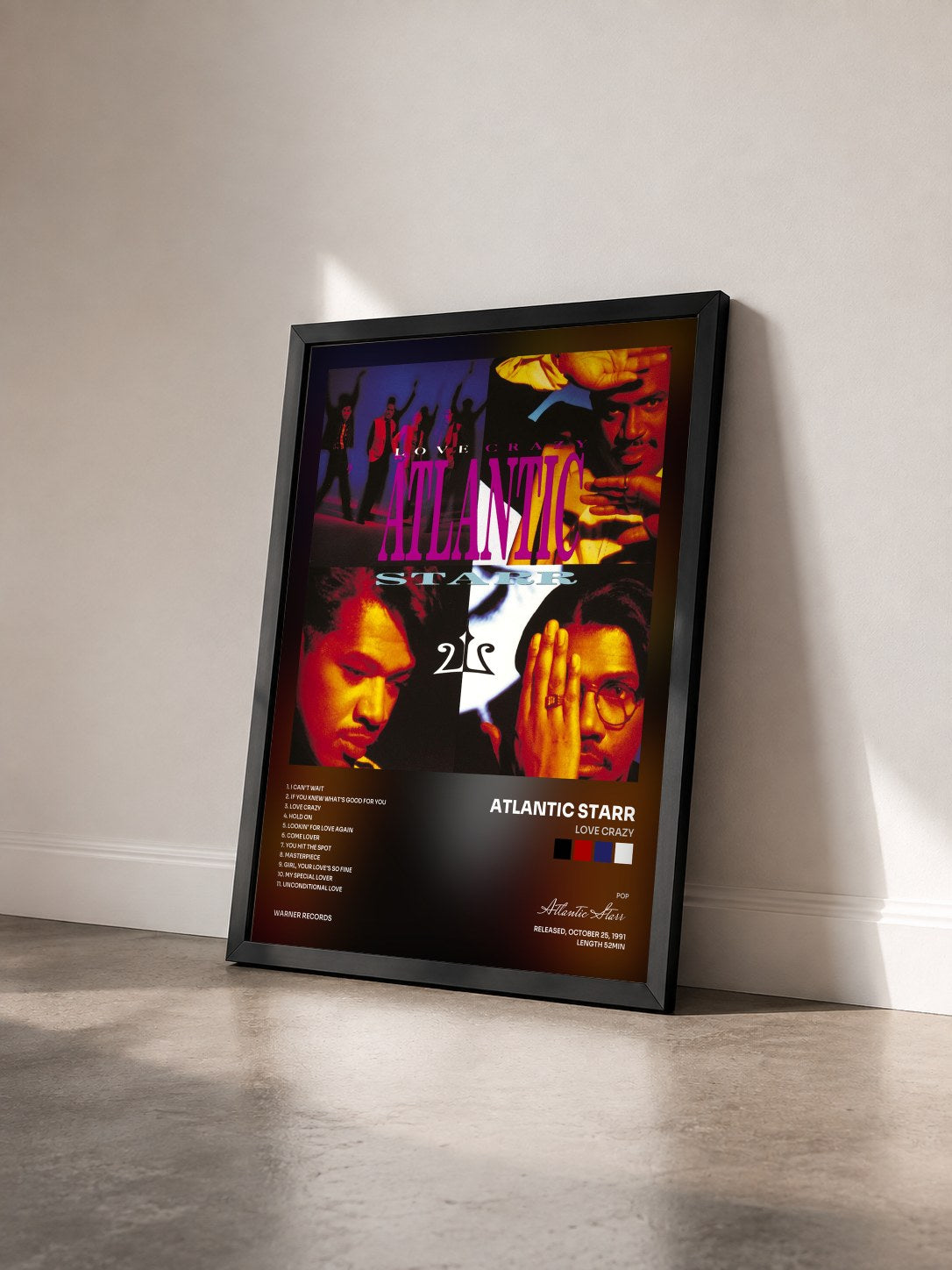 #noir Tableau de l'album Love Crazy de Atlantic Starr vu de trois quarts, cadre noir