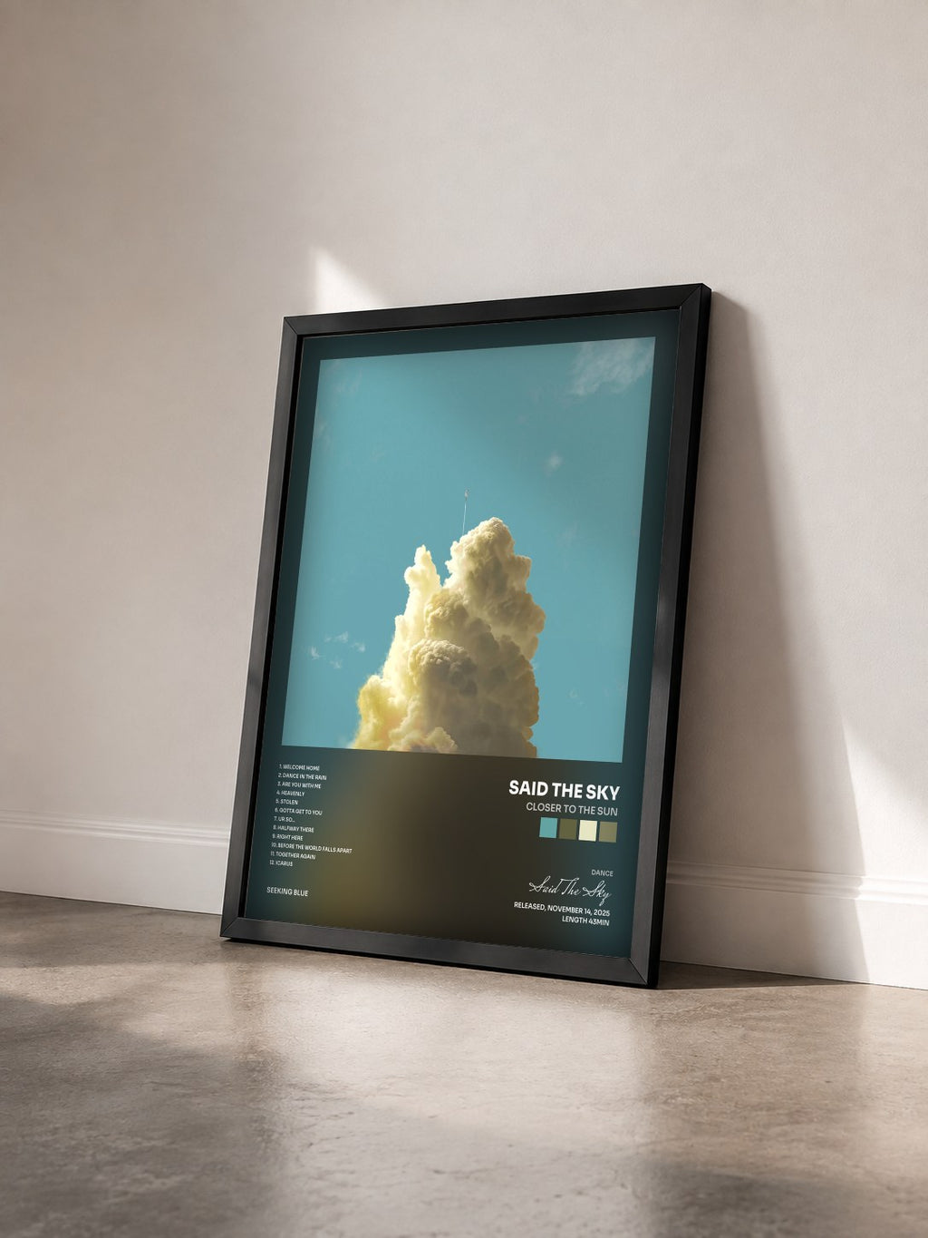 #noir Tableau de l'album Closer To The Sun de Said The Sky vu de trois quarts, cadre noir