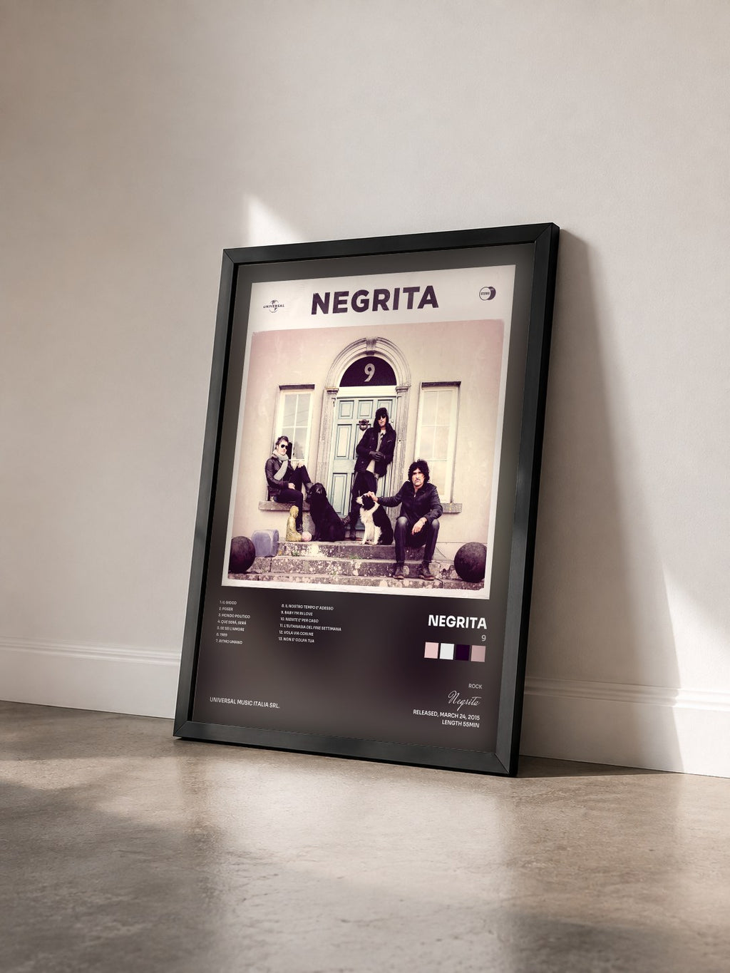 #noir Tableau de l'album 9 de Negrita vu de trois quarts, cadre noir