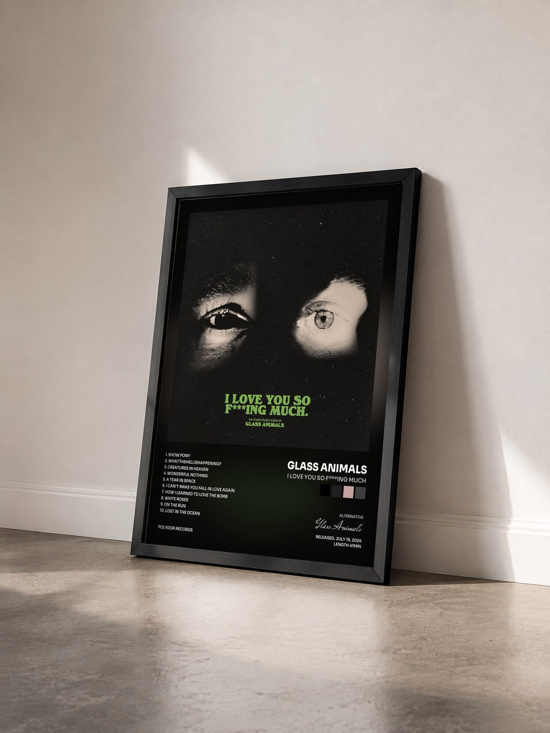 #noir Tableau de l'album I Love You So F***ing Much de Glass Animals vu de trois quarts, cadre noir