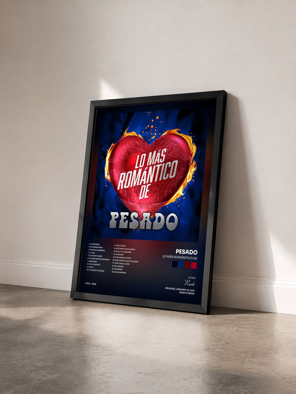 #noir Tableau de l'album Lo Más Romántico De de Pesado vu de trois quarts, cadre noir