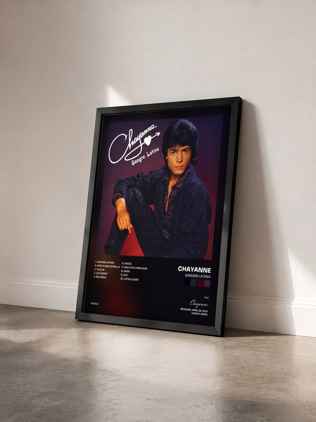 #noir Tableau de l'album Sangre Latina de Chayanne vu de trois quarts, cadre noir