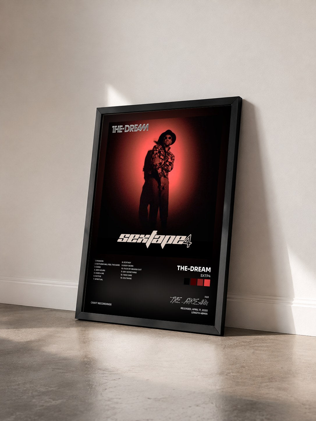 #noir Tableau de l'album SXTP4 de THE-DREAM vu de trois quarts, cadre noir