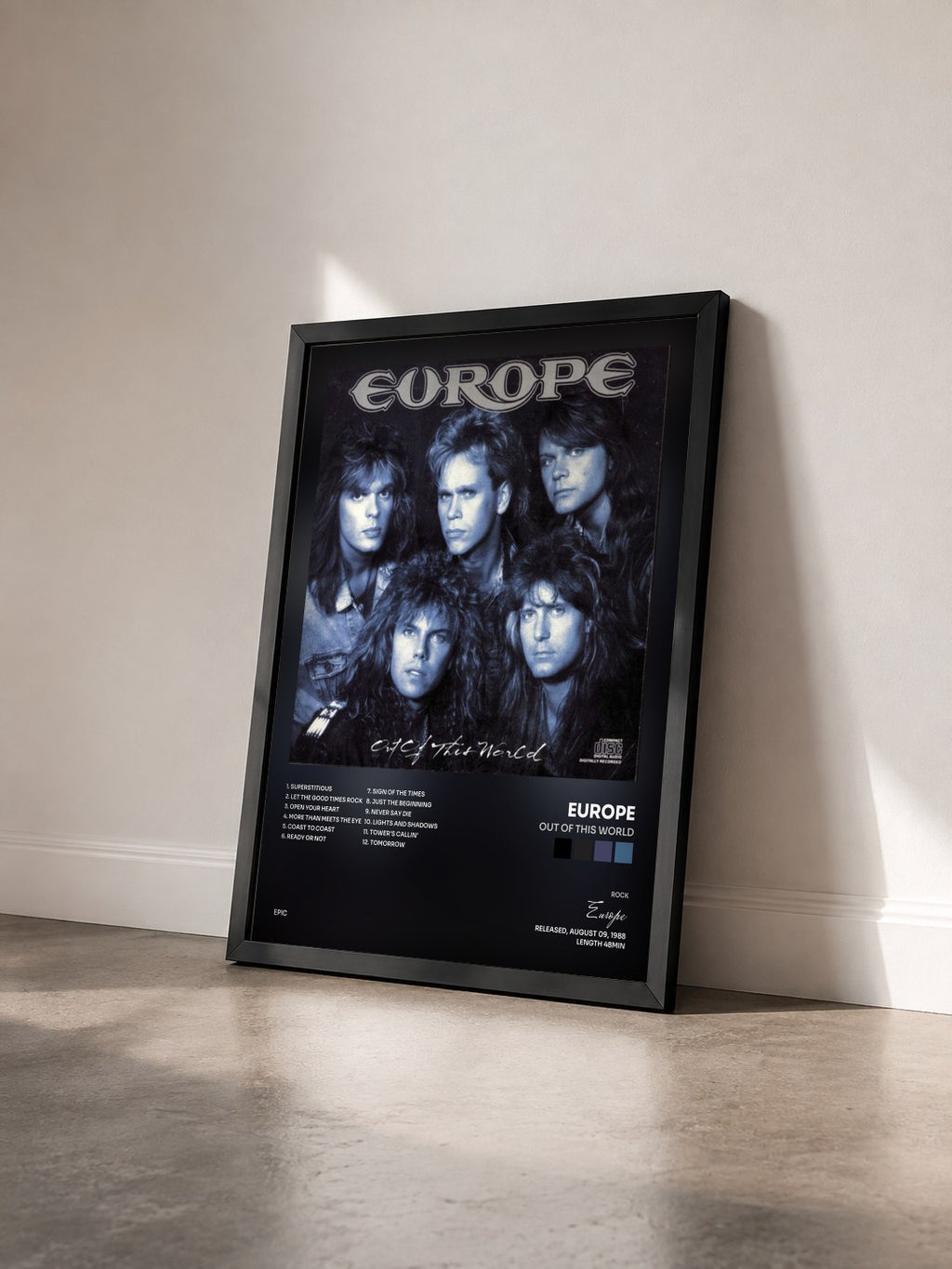 #noir Tableau de l'album Out Of This World de Europe vu de trois quarts, cadre noir