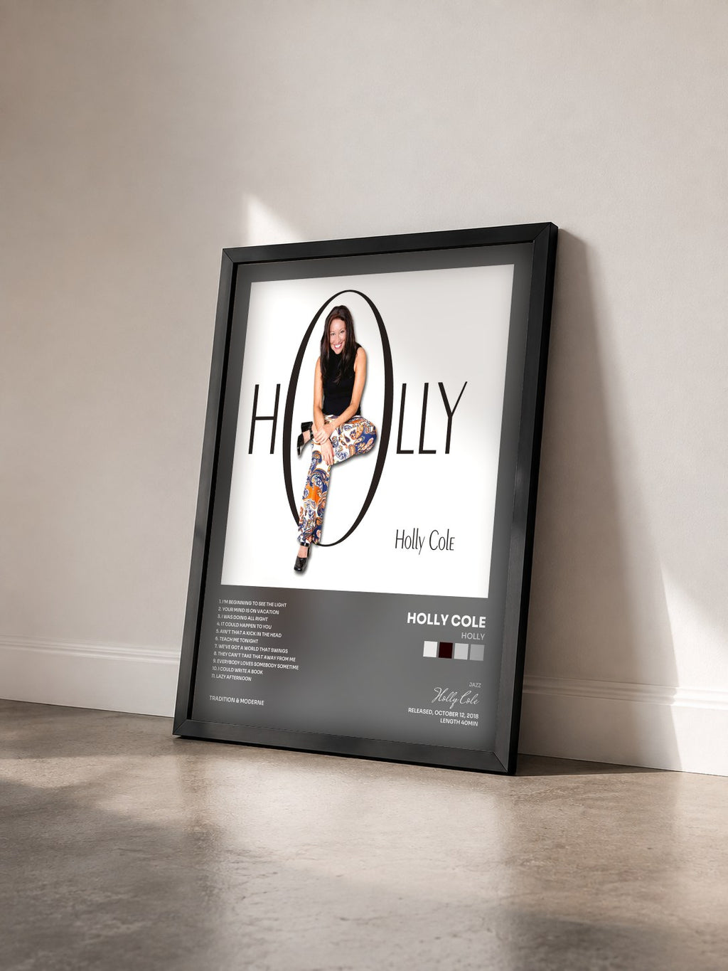 #noir Tableau de l'album Holly de Holly Cole vu de trois quarts, cadre noir