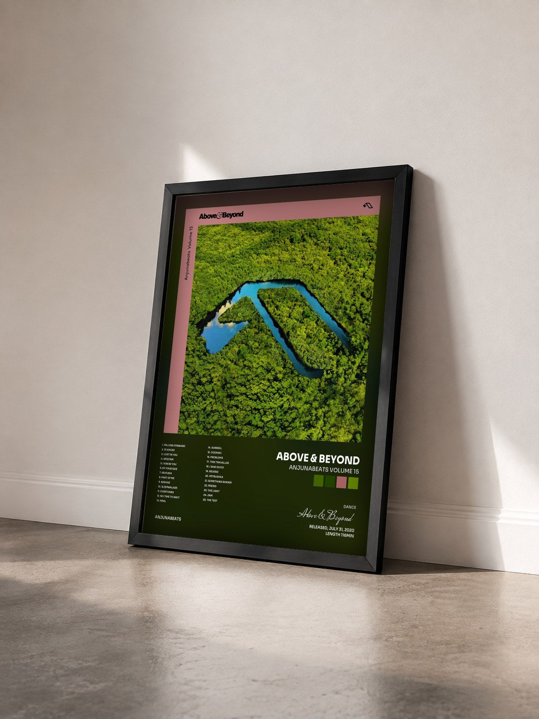 #noir Tableau de l'album Anjunabeats Volume 15 de Above & Beyond vu de trois quarts, cadre noir
