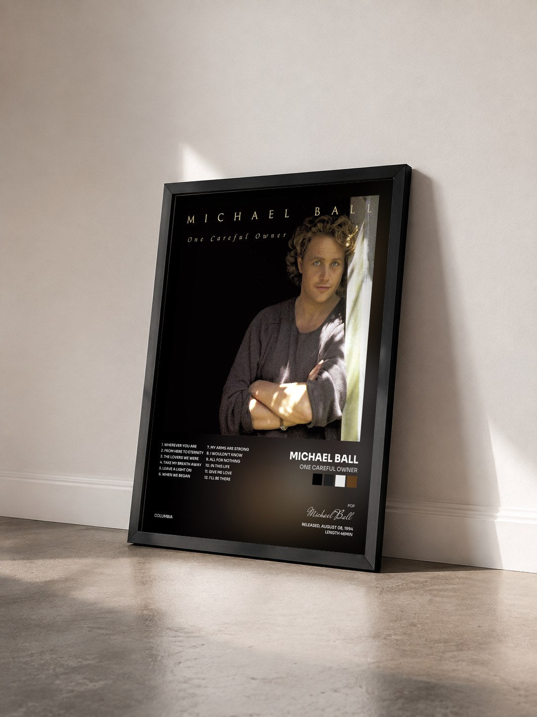 #noir Tableau de l'album One Careful Owner de Michael Ball vu de trois quarts, cadre noir