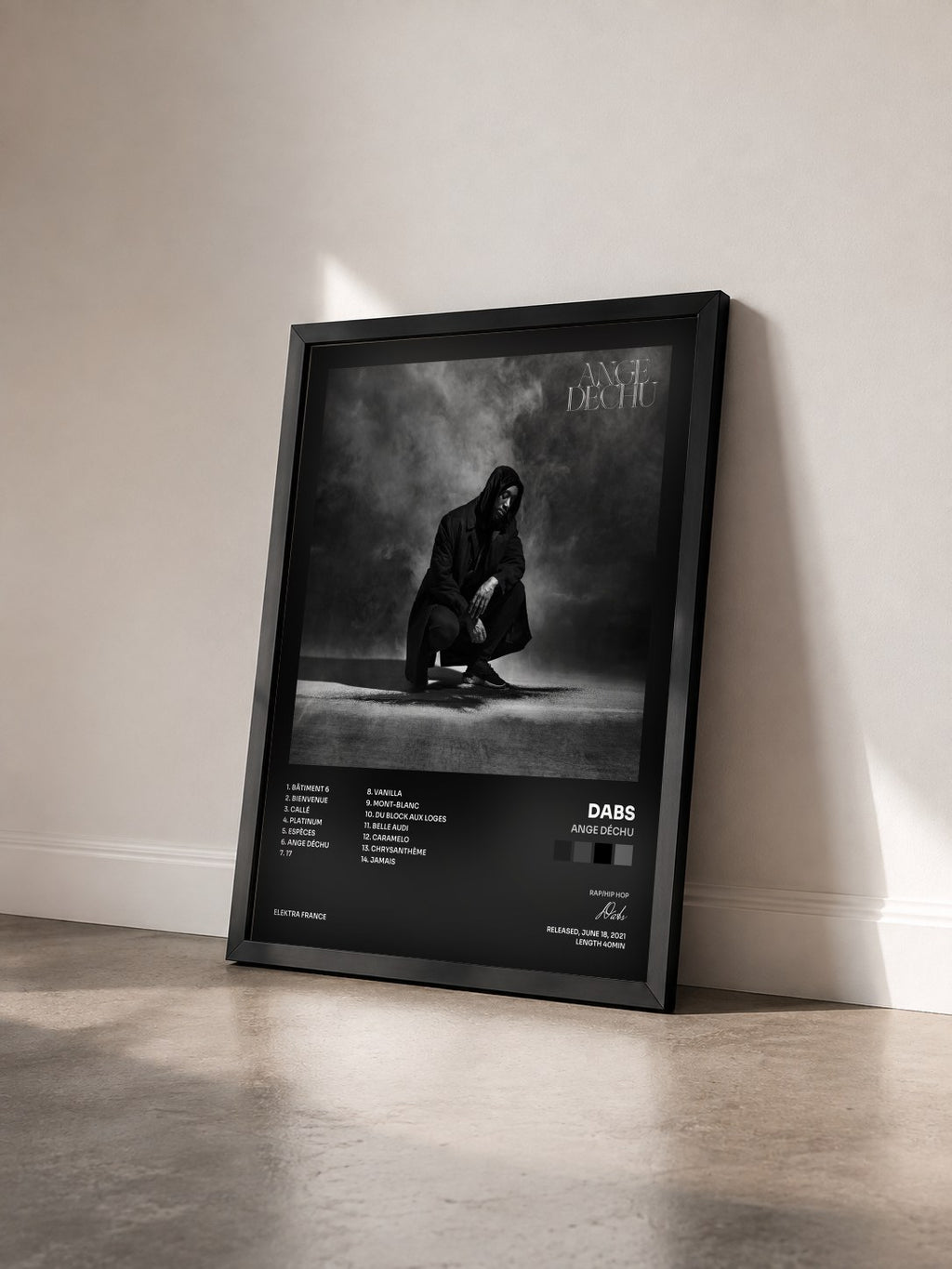 #noir Tableau de l'album Ange déchu de Dabs vu de trois quarts, cadre noir