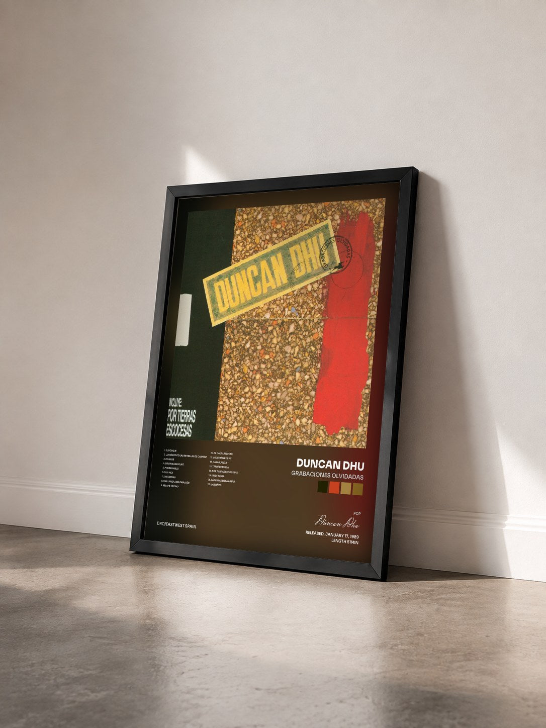 #noir Tableau de l'album Grabaciones Olvidadas de Duncan Dhu vu de trois quarts, cadre noir