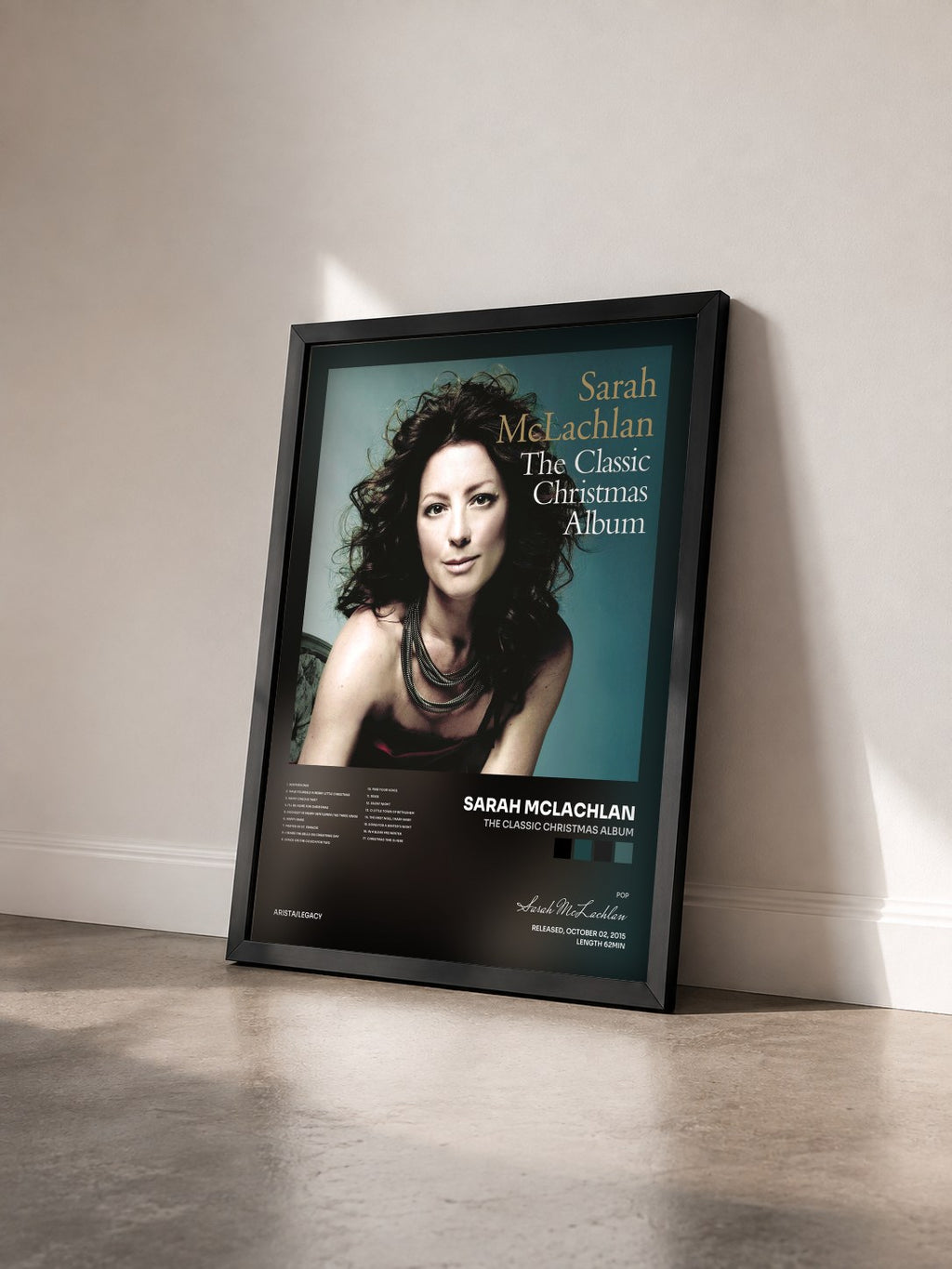 #noir Tableau de l'album The Classic Christmas Album de Sarah McLachlan vu de trois quarts, cadre noir