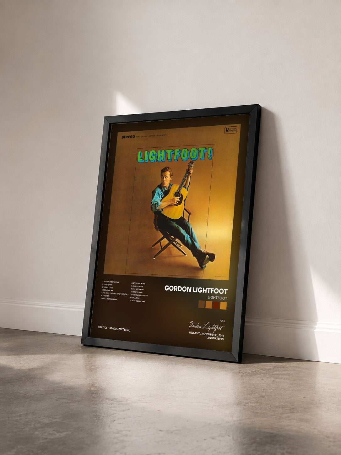 #noir Tableau de l'album Lightfoot de Gordon Lightfoot vu de trois quarts, cadre noir