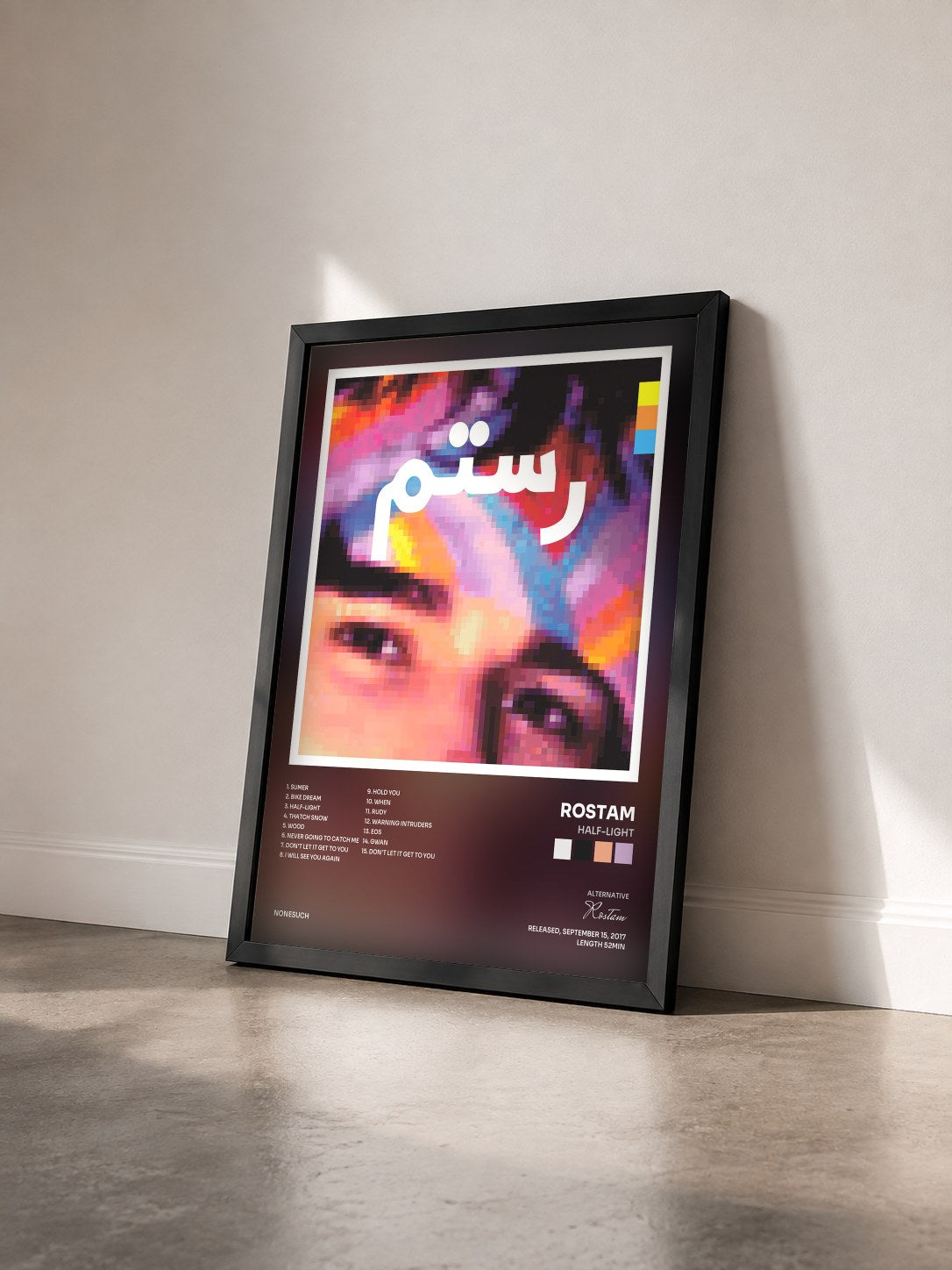 #noir Tableau de l'album Half-Light de Rostam vu de trois quarts, cadre noir