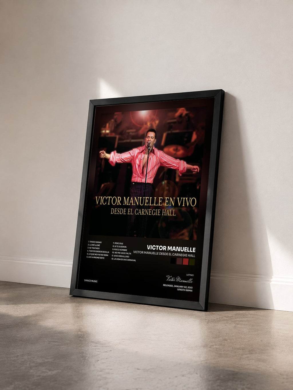 #noir Tableau de l'album Victor Manuelle Desde El Carnegie Hall de Victor Manuelle vu de trois quarts, cadre noir