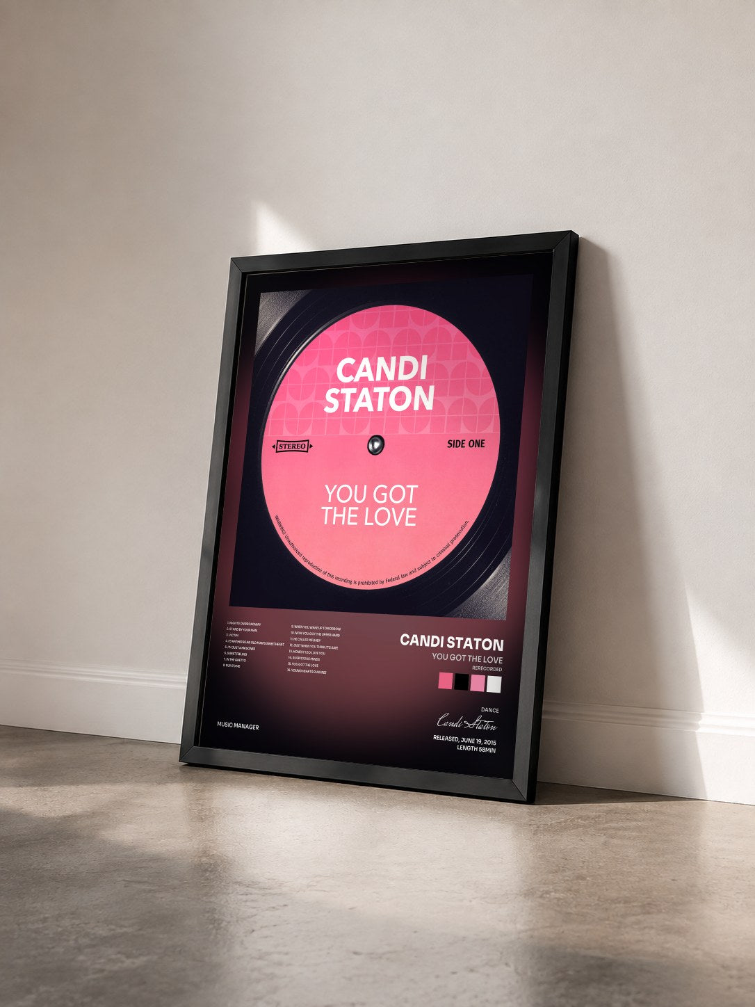 #noir Tableau de l'album You Got The Love (Rerecorded) de Candi Staton vu de trois quarts, cadre noir